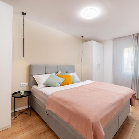 Cro.Lo Modern Retreat Split Exterior foto